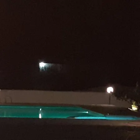 Marinos - συγκρότημα με πισίνα, γήπεδο, τζακούζι, μπαρ, ψησταριά 别墅 *