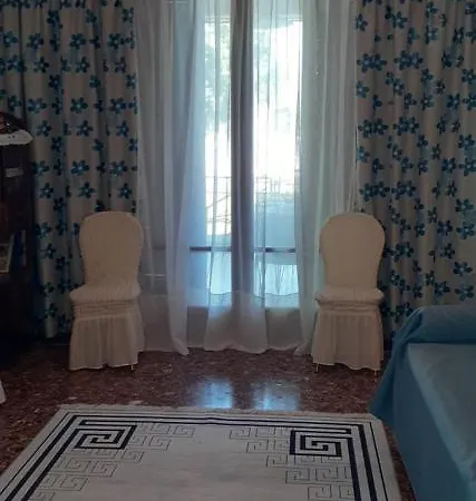 Marinos - συγκρότημα με πισίνα, γήπεδο, τζακούζι, μπαρ, ψησταριά Kamena Vourla