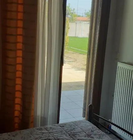 Marinos - συγκρότημα με πισίνα, γήπεδο, τζακούζι, μπαρ, ψησταριά Villa